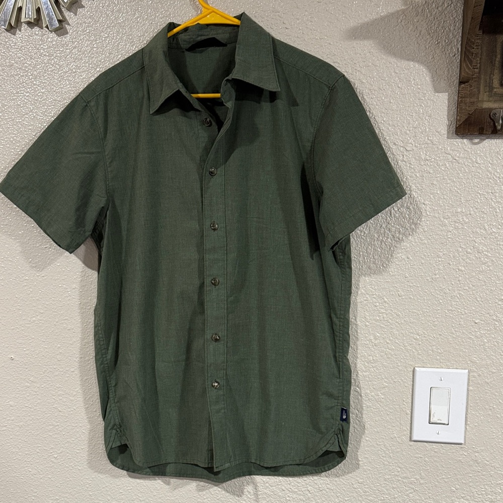 The North Face Olive Green Casual Button Down Shirt